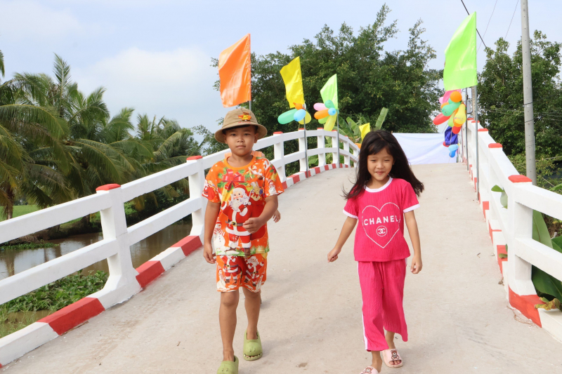 CẦU ÔNG THIỆU - XÃ VĨNH BÌNH, HUYỆN HÒA BÌNH, TỈNH BẠC LIÊU