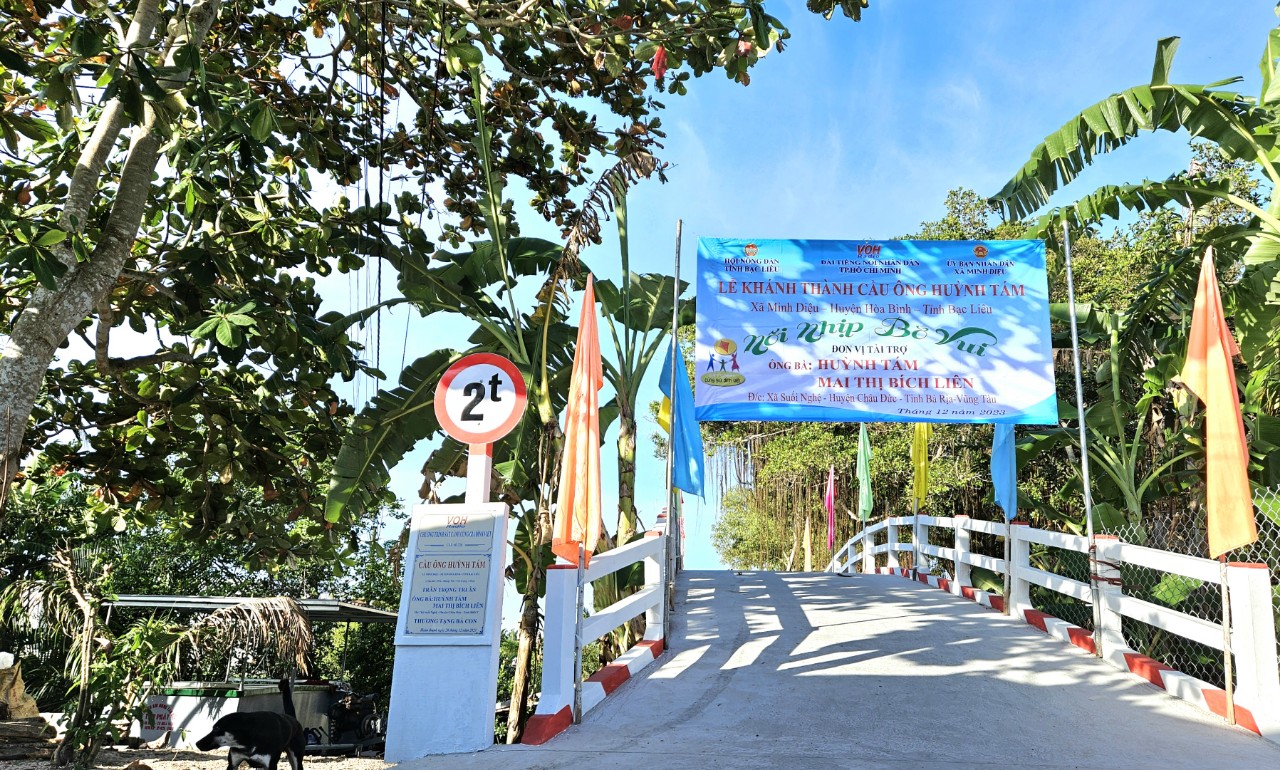 KHÁNH THÀNH CẦU ÔNG HUỲNH TÁM - XÃ MINH DIỆU, HUYỆN HÒA BÌNH, TỈNH BẠC LIÊU