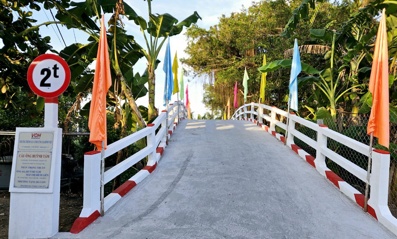 KHÁNH THÀNH CẦU ÔNG HUỲNH TÁM - XÃ MINH DIỆU, HUYỆN HÒA BÌNH, TỈNH BẠC LIÊU