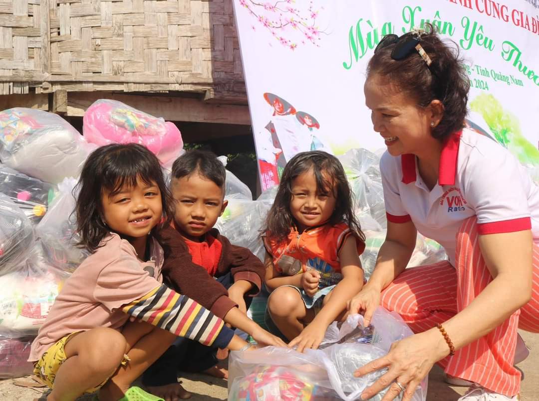 MÙA XUÂN YÊU THƯƠNG 2024 - HUYỆN ĐÔNG GIANG, QUẢNG NAM