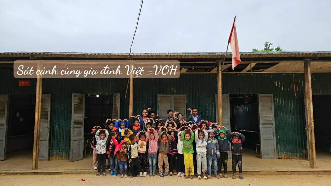GIẤC MƠ CỦA 9 ĐIỂM TRƯỜNG - VÌ SAO NƯỚC MẮT LẠI RƠI KHI VUI THẾ NÀY!