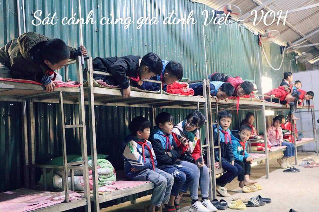 GIẤC MƠ CỦA 9 ĐIỂM TRƯỜNG - VÌ SAO NƯỚC MẮT LẠI RƠI KHI VUI THẾ NÀY!